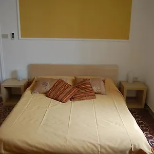  Bed and breakfast Arena Alfieri